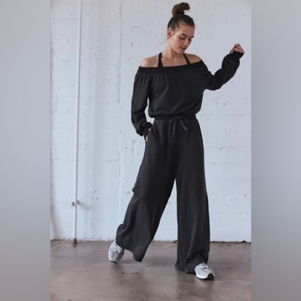 FREE PEOPLE ONE TO BEAT ONSIE